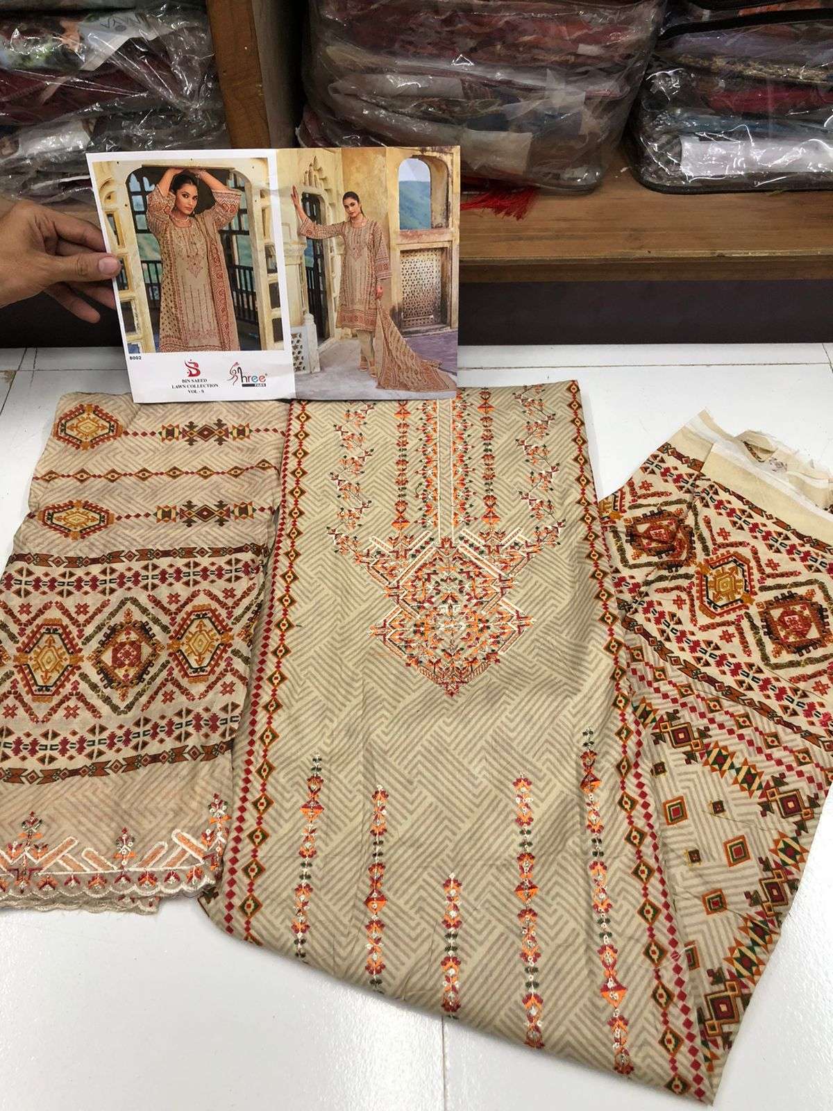 BINSAEED LAWN COLLECTION VOL 7 Open pics by Shree